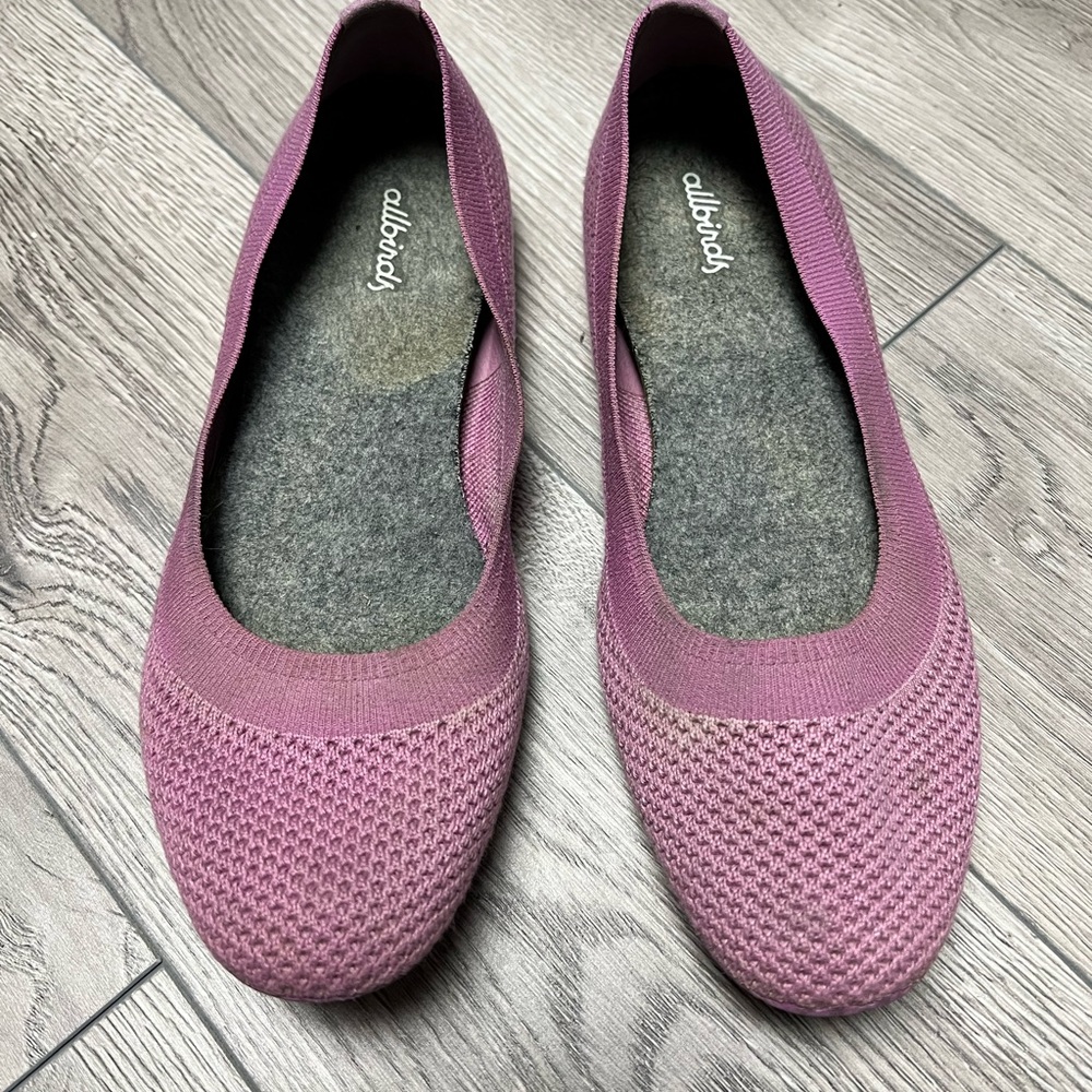 allbirds womens 9 purple flats! COMFORTABLE!